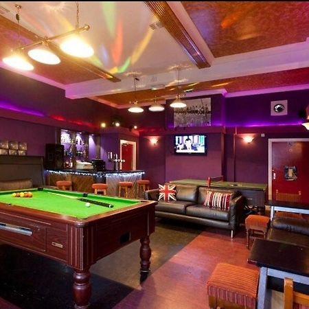 Foresters Inn Contractors Own Apartment - City Centre By Victoria Centre Shopping Centre - Your Own 7 Double Bedrooms Private Apartment With 3 Bathrooms And Snooker Room - Full Kitchen - Outdoor Parking For Cars Or Vans At Five Pounds A Day Nottingham Extérieur photo