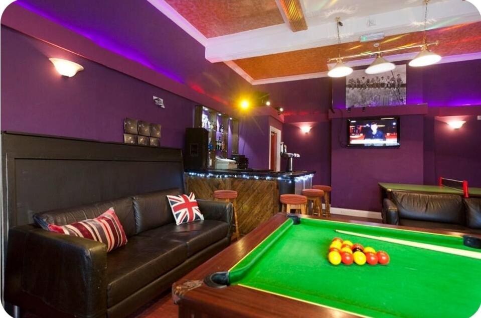 Foresters Inn Contractors Own Apartment - City Centre By Victoria Centre Shopping Centre - Your Own 7 Double Bedrooms Private Apartment With 3 Bathrooms And Snooker Room - Full Kitchen - Outdoor Parking For Cars Or Vans At Five Pounds A Day Nottingham Extérieur photo